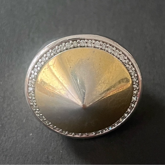 noir two toned ring with rhinestones in size 7 - Picture 3 of 4